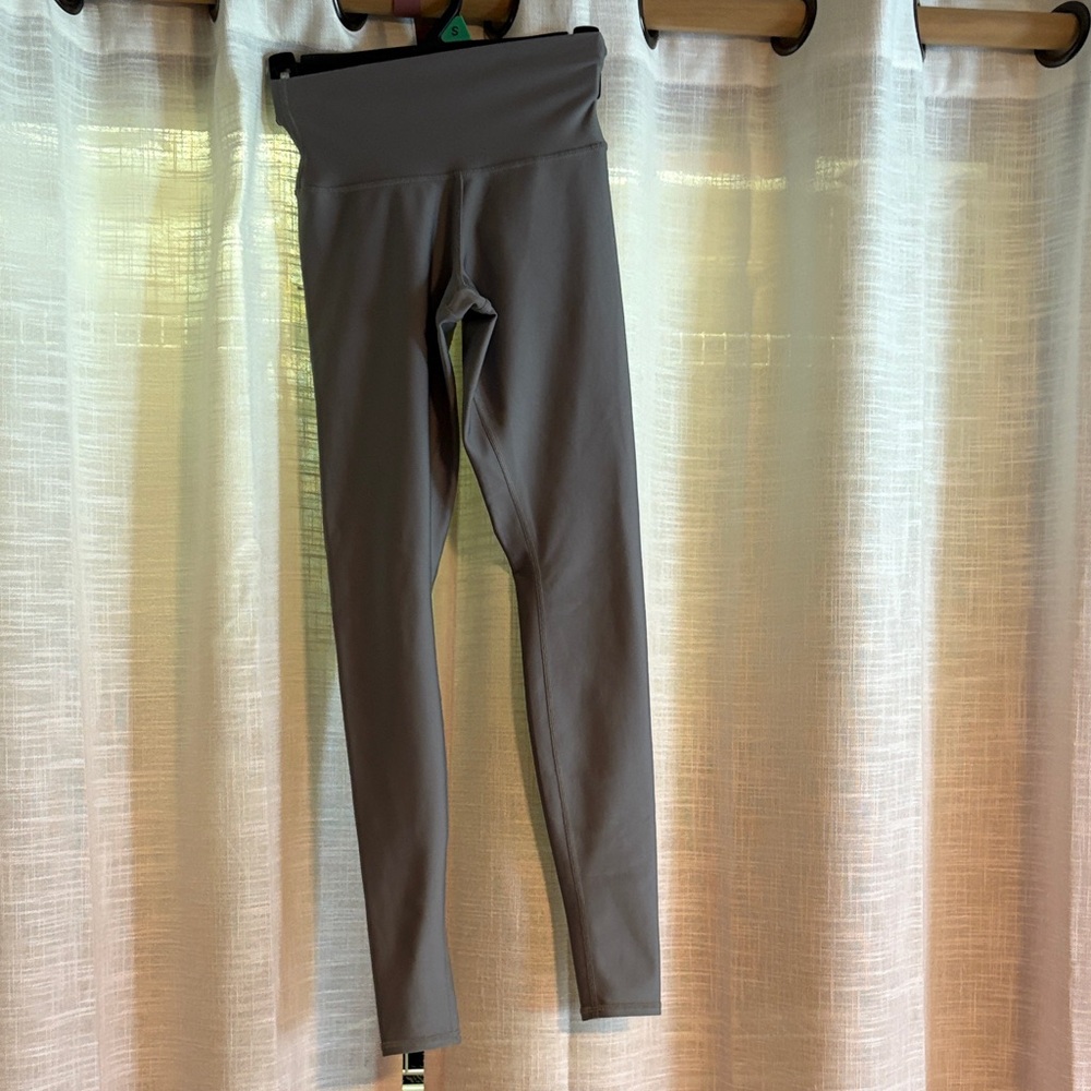 Alo women’s Gray Leggings